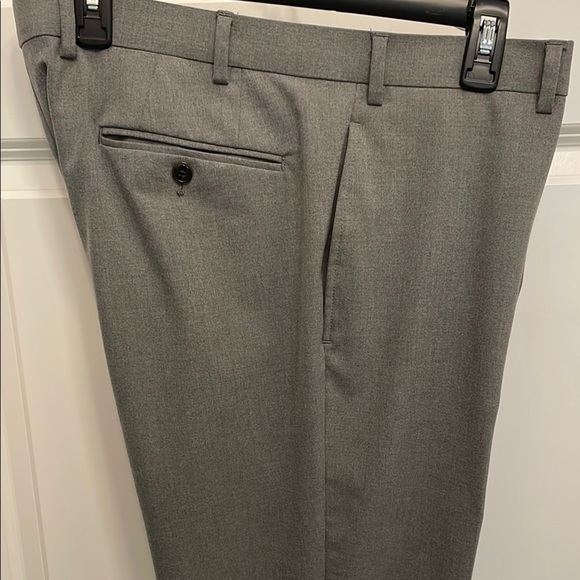 Michael Kors Gray Dress Pants Flat Front Comfy Fit Office Party Formal EUC - Picture 9 of 10